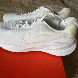 Nike Women's White Mesh Sneakers